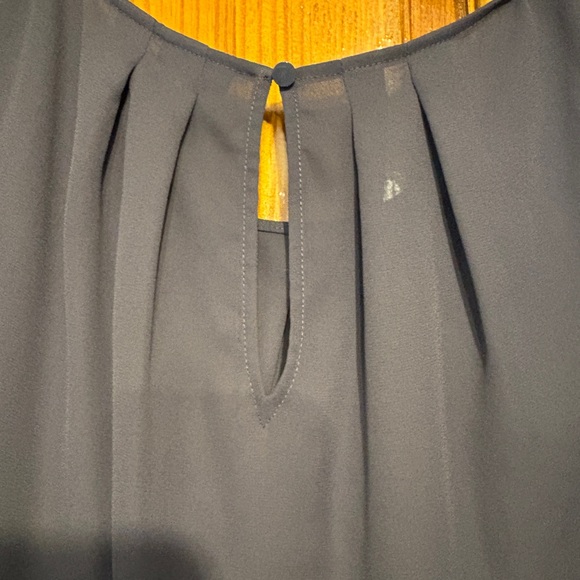 Worthington Sleeveless Blouse - Picture 3 of 4